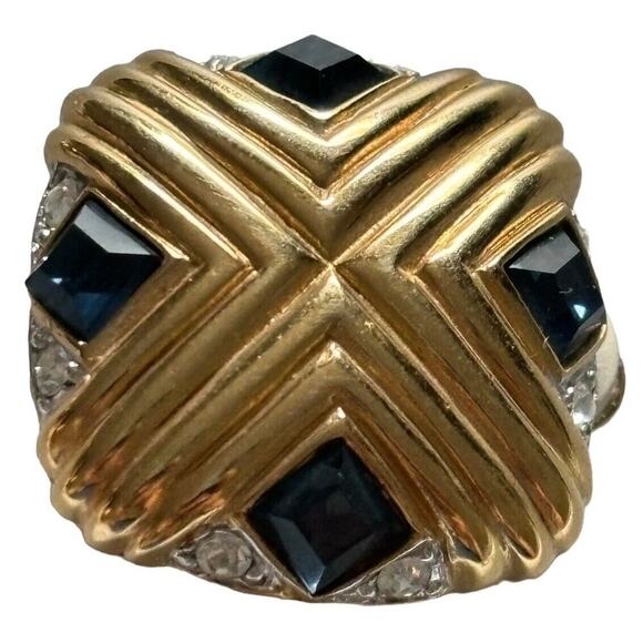 A. C. Signed Blue Clear Crystal Square Gold tone Clip on Earrings vintage 1980s - Picture 4 of 11